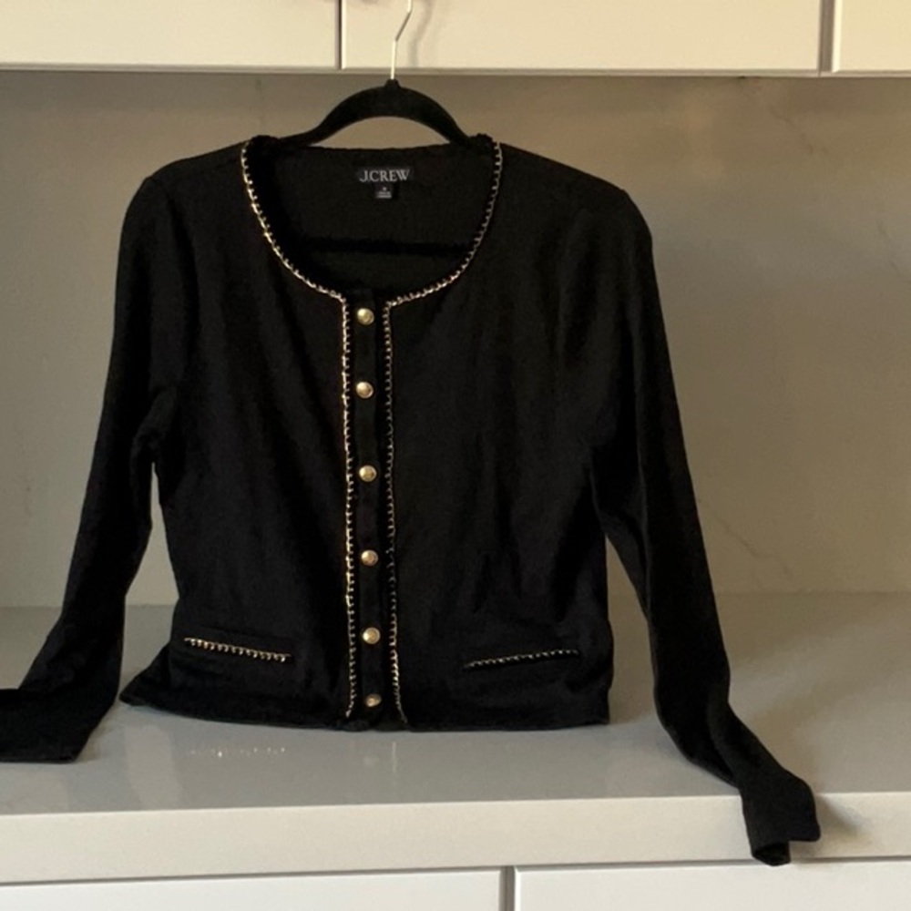 J CREW LIKE NEW WOMENS SIZE MEDIUM BLACK SWEATER WITH GOLD BUTTONS AND TRIM.
